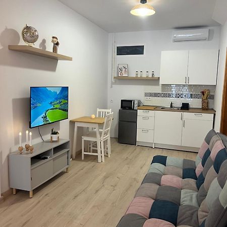 Loft La Casa De Lola Lägenhet Caleta De Velez Exteriör bild