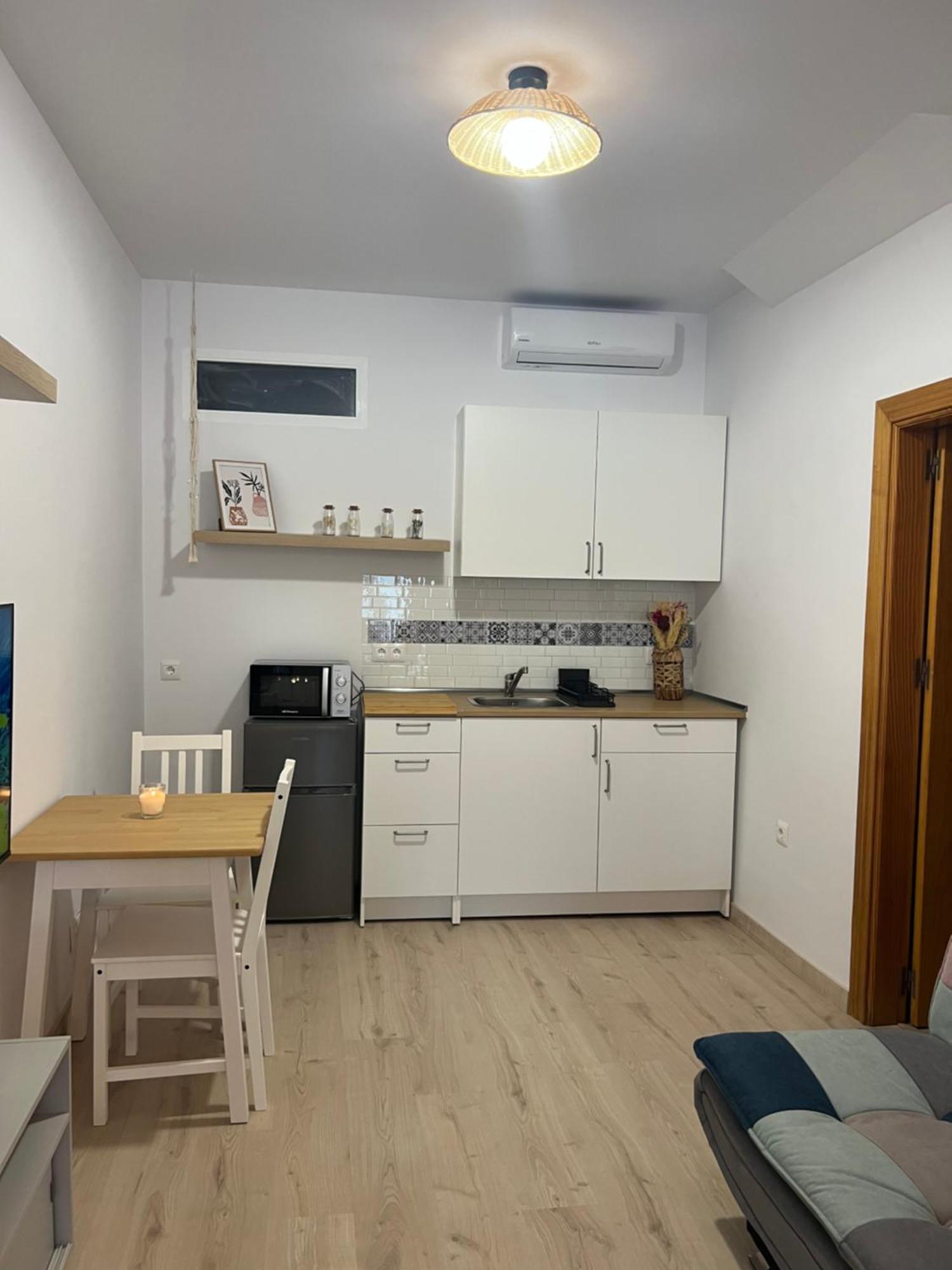 Loft La Casa De Lola Lägenhet Caleta De Velez Exteriör bild